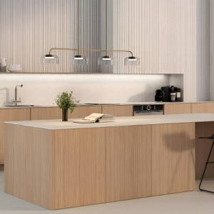 Suspension Ipon de chez Aromas, luminaire suspendu au volume simple et équilibré dans un intérieur contemporain