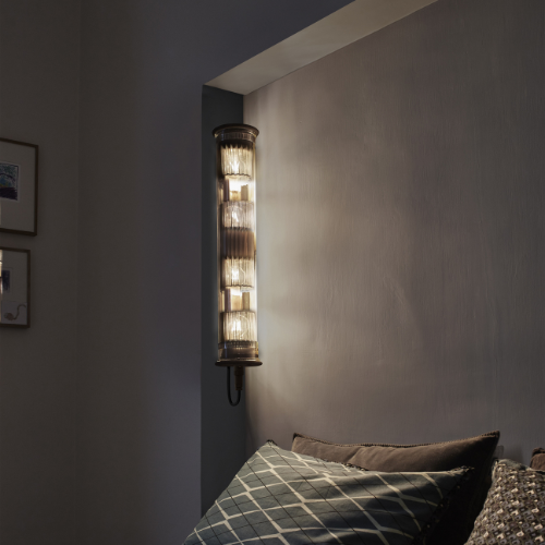 IN THE TUBE 120-700 WALL