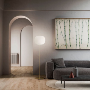 Lampadaire Kushi Floor XL en verre opalin par Kundalini